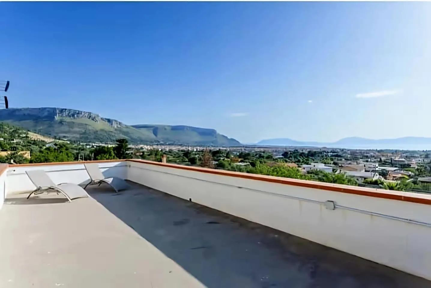 Villa Antonio Cinisi
